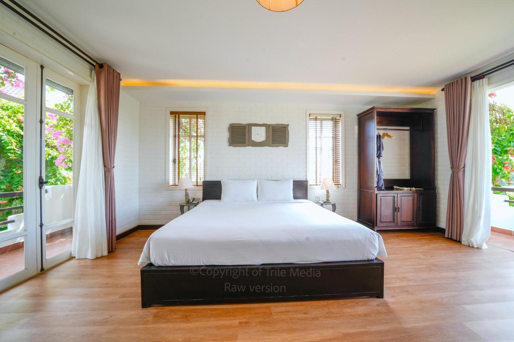 Blooms Boutique Village Hoi An